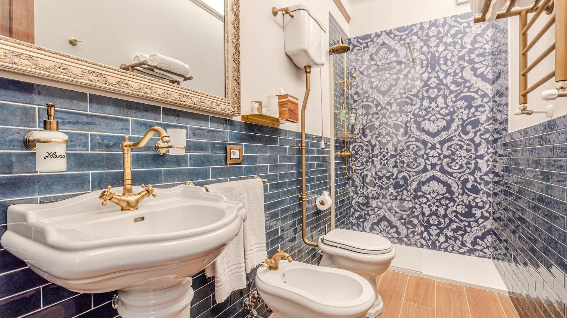 Guest house Altalena Luxury Rooms And Spa Siena Italy