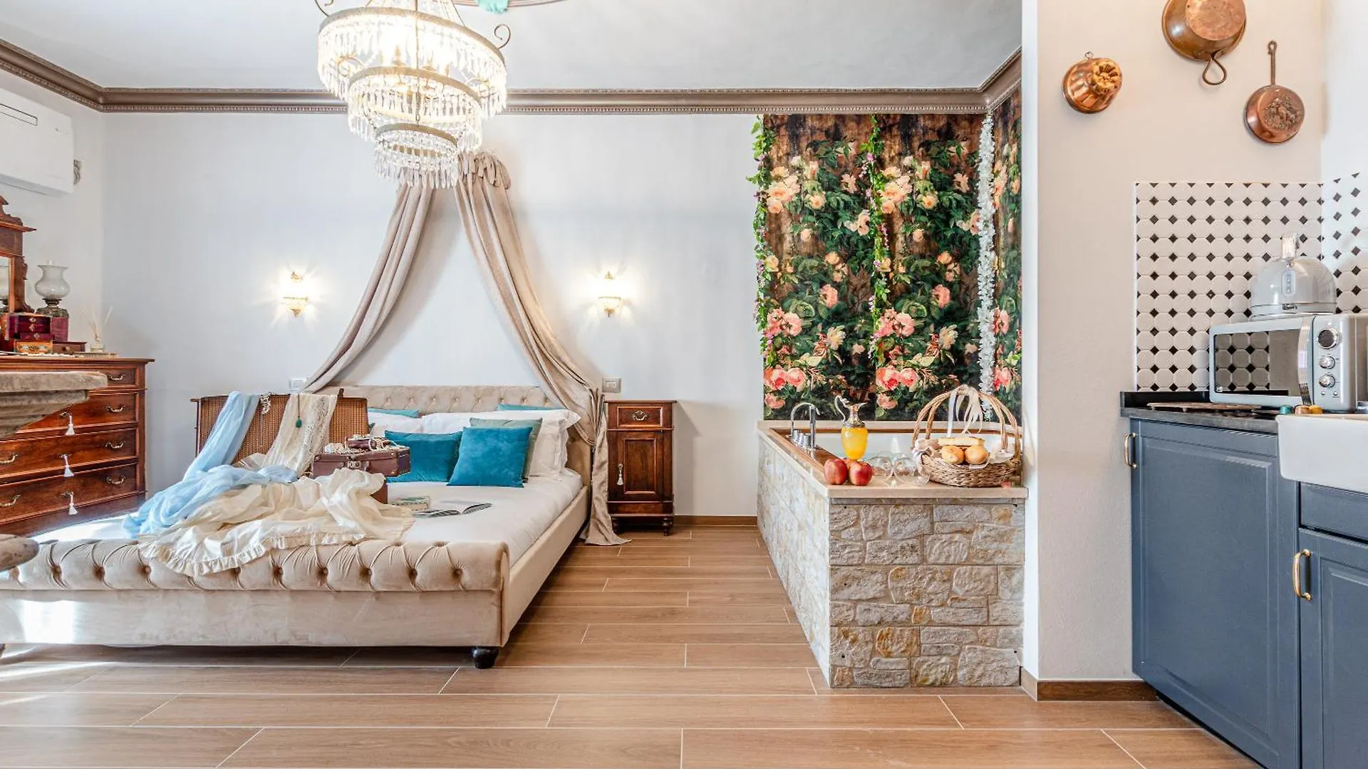 Altalena Luxury Rooms And Spa Siena Guest house