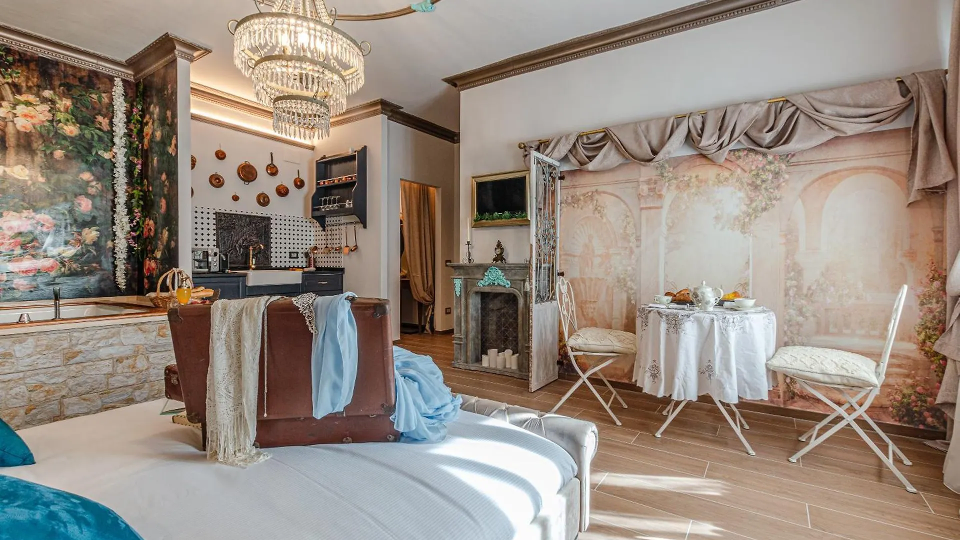 Guest house Altalena Luxury Rooms And Spa Siena