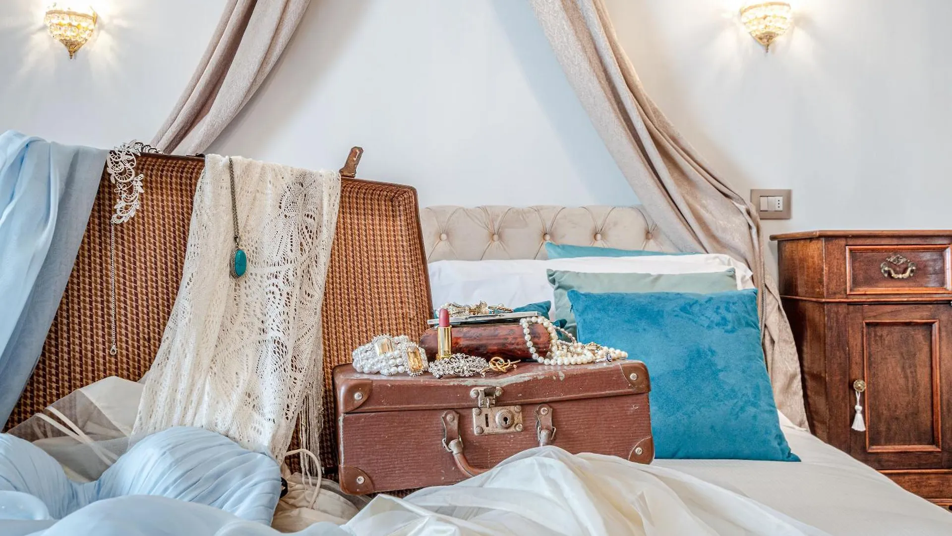 Altalena Luxury Rooms And Spa Siena Guest house