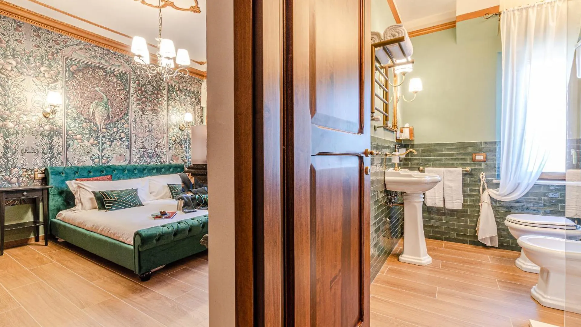 Guest house Altalena Luxury Rooms And Spa Siena