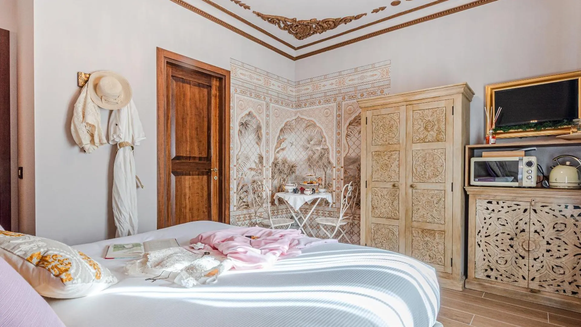 Guest house Altalena Luxury Rooms And Spa Siena